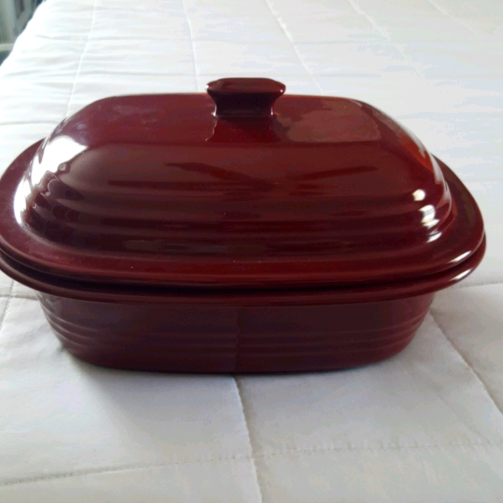 Pampered chef deep dish baker
